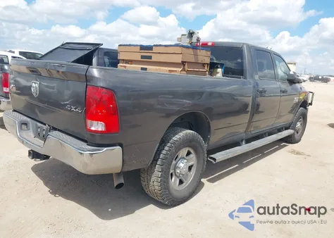 2015 Ram 2500 St z USA, uszkodzony, nr VIN 3C6UR5HJ4FG503981